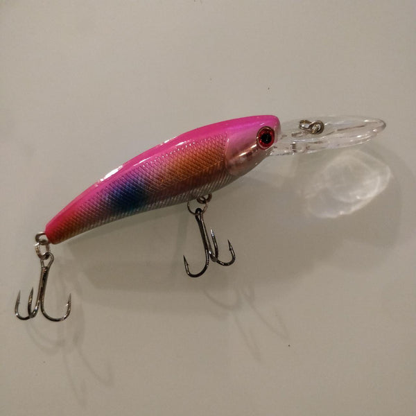 Holographic Spraypaint Crankbait - Black 'n Blue Bass Tackle Co